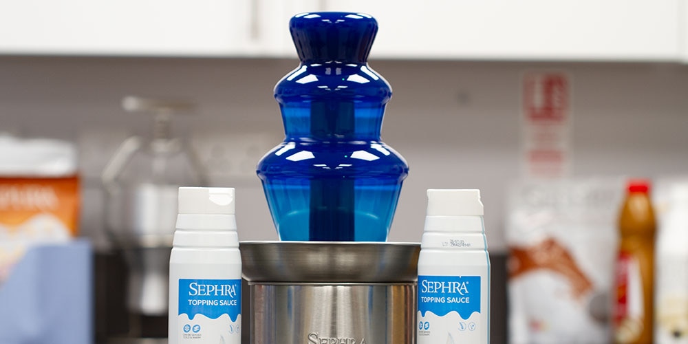 Bubblegum Topping Sauce in a Sephra Fountain