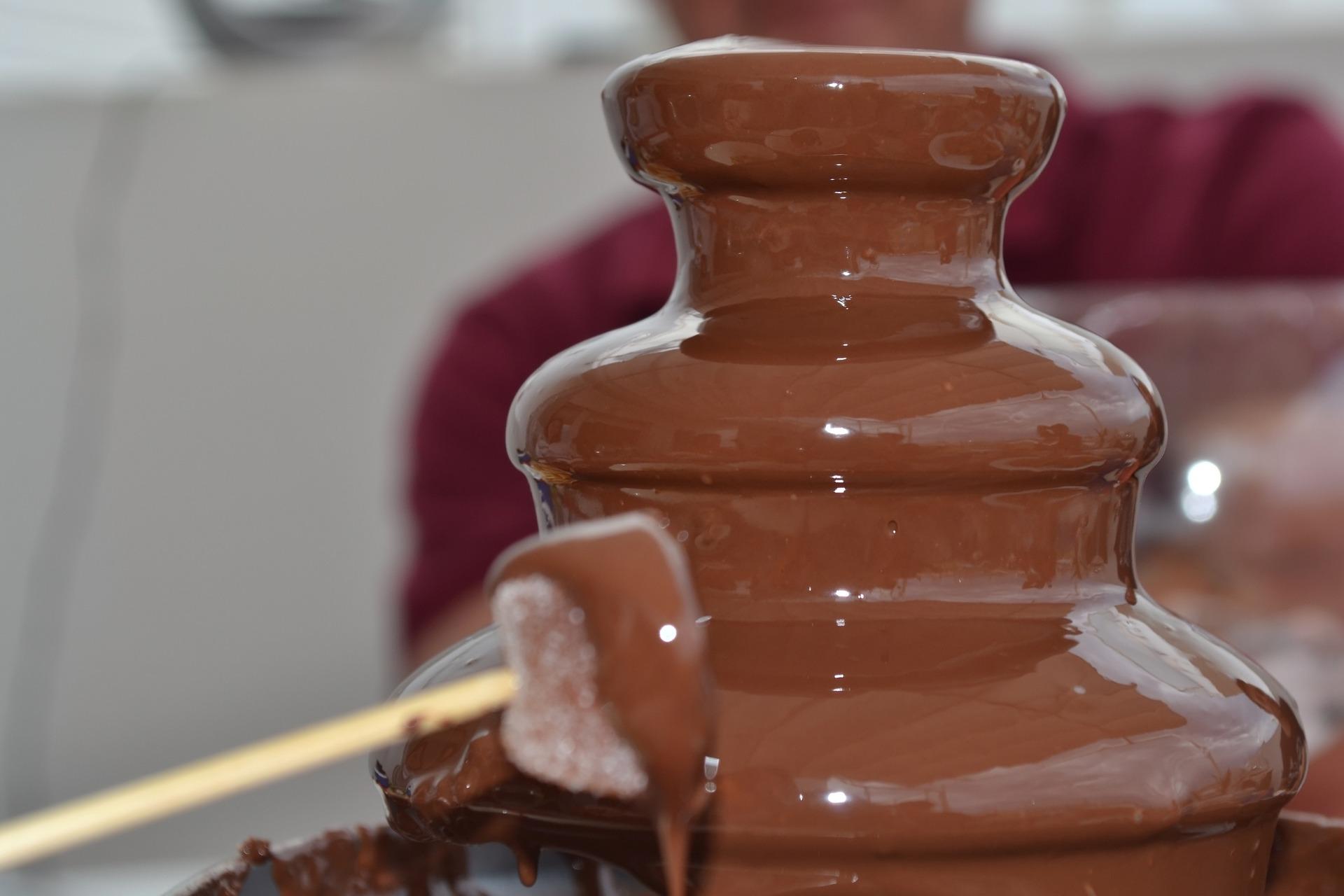 Chocolate fountain
